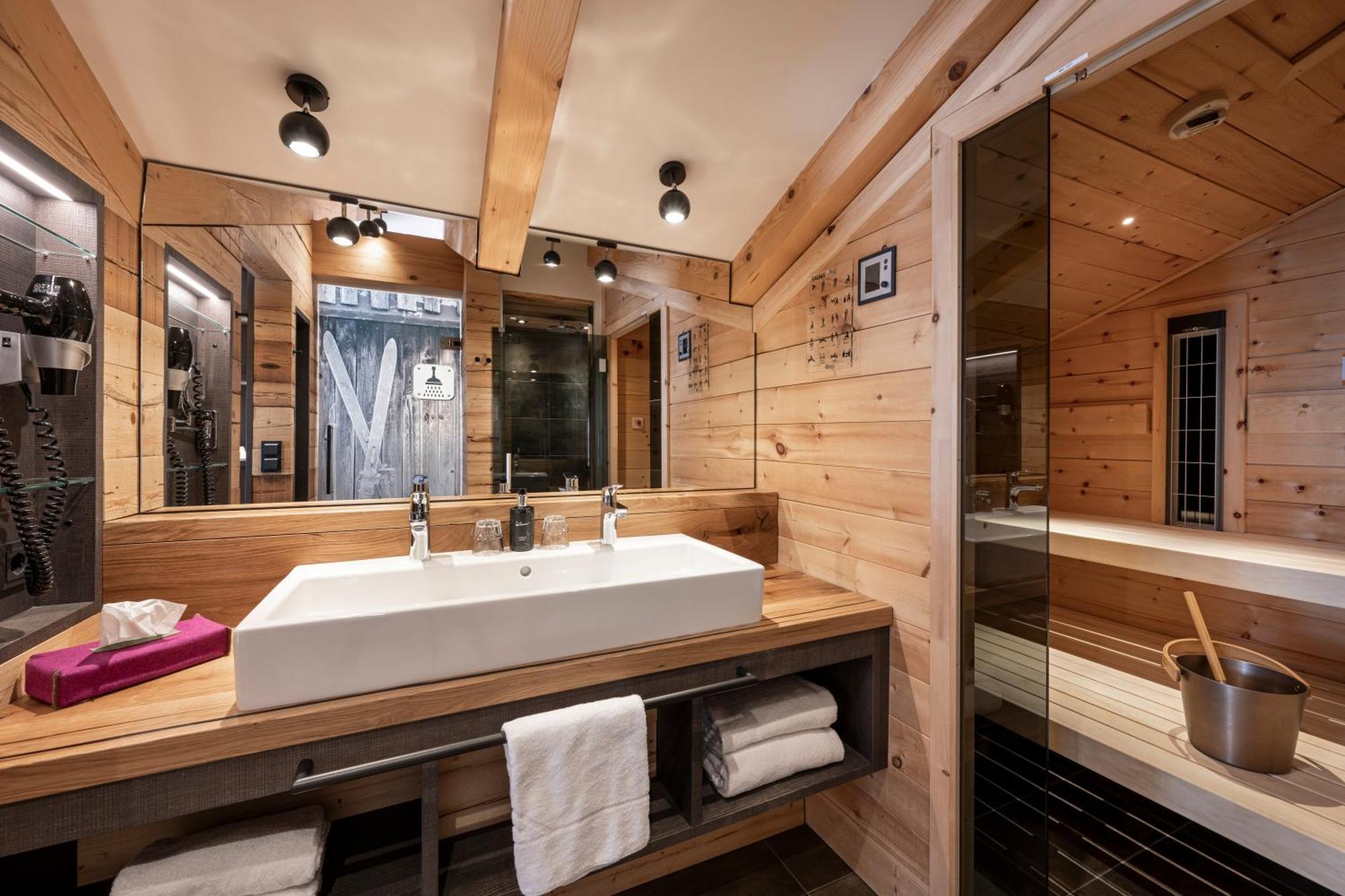 Austria Alpinhotel Ski In Ski Out An Der Edelweissbahn Obertauern Dış mekan fotoğraf